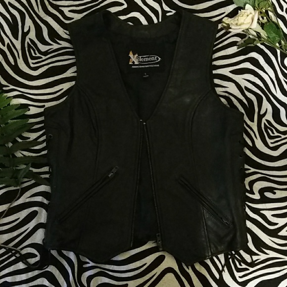 Vest - Picture 1 of 2